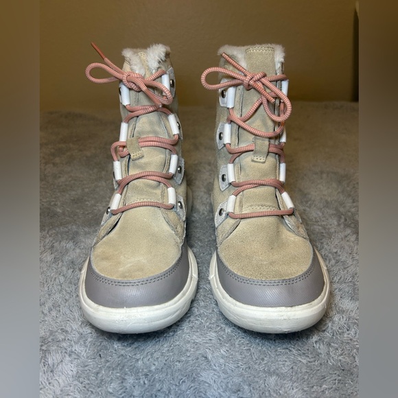 Like New!Sorel Explorer II Joan Suede Waterproof Boots Women’s, Size 6.5 - Picture 2 of 12